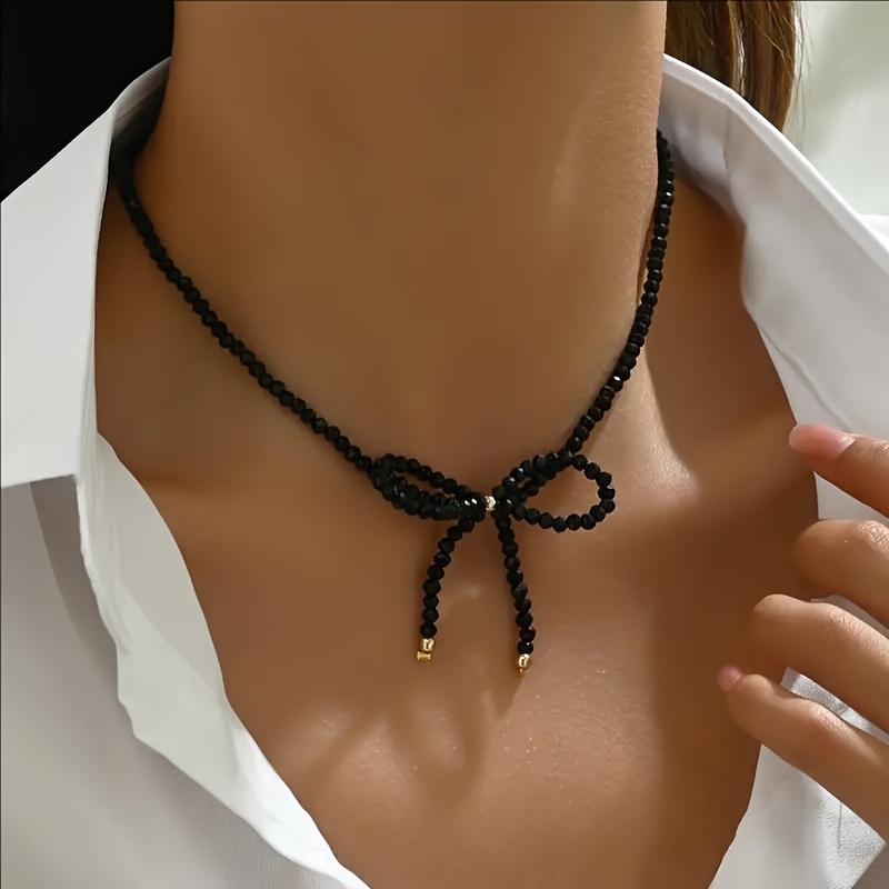 

1pc Collier de choker en perle de verre facetté noir Chic avec détail de nœud pour femmes, accessoire polyvalent pour les quotidiennes et de cadeau, à toute l'année