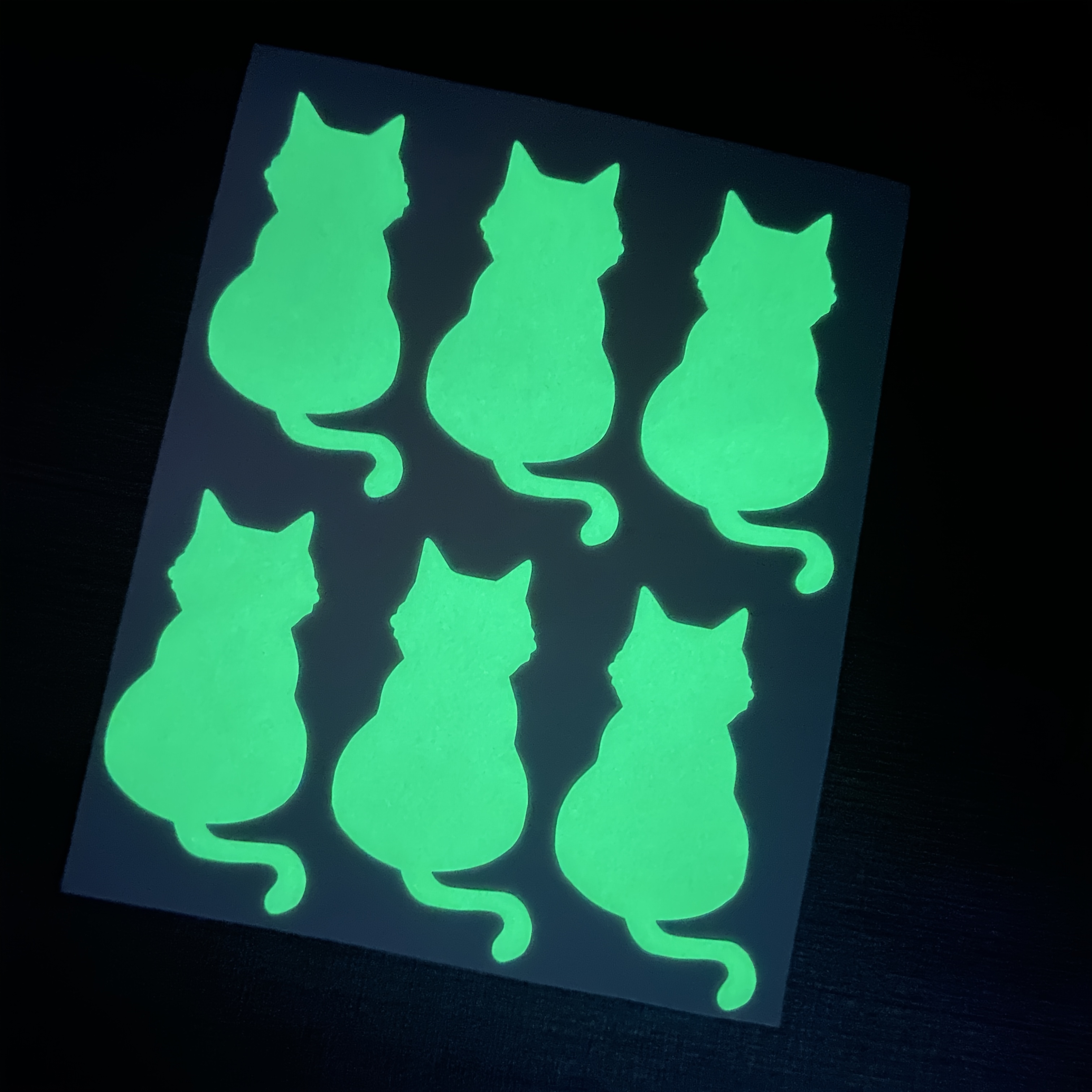 Cute Kitten/back View Cat -the-dark Stickers, Multi-scene Use Wall Stickers/switch/phone/laptop Decoration Fluorescent Stickers