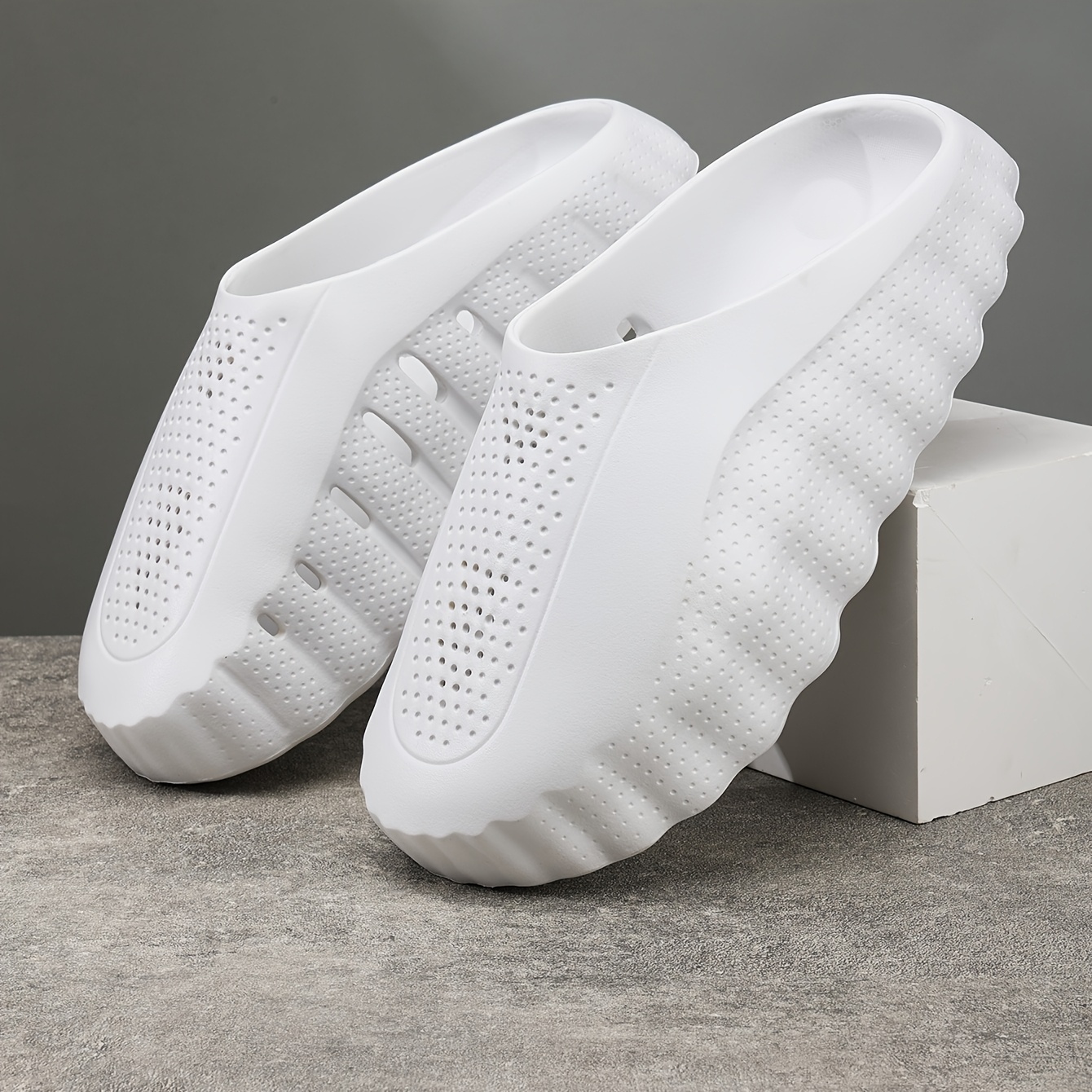 MIND001 Men's Soft Couple's Pre-Game Recovery Foot Massage Sports Slippers Outdoor Slip-On Shoes