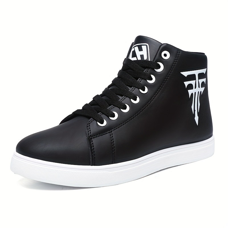 [Baskets] Une paire de chaussures de sport montantes décontractées pour le skate en extérieur, confortables et adaptées aux voyages et au fitness (disponibles en tailles plus grandes), en blanc et noir, avec un style minimaliste
