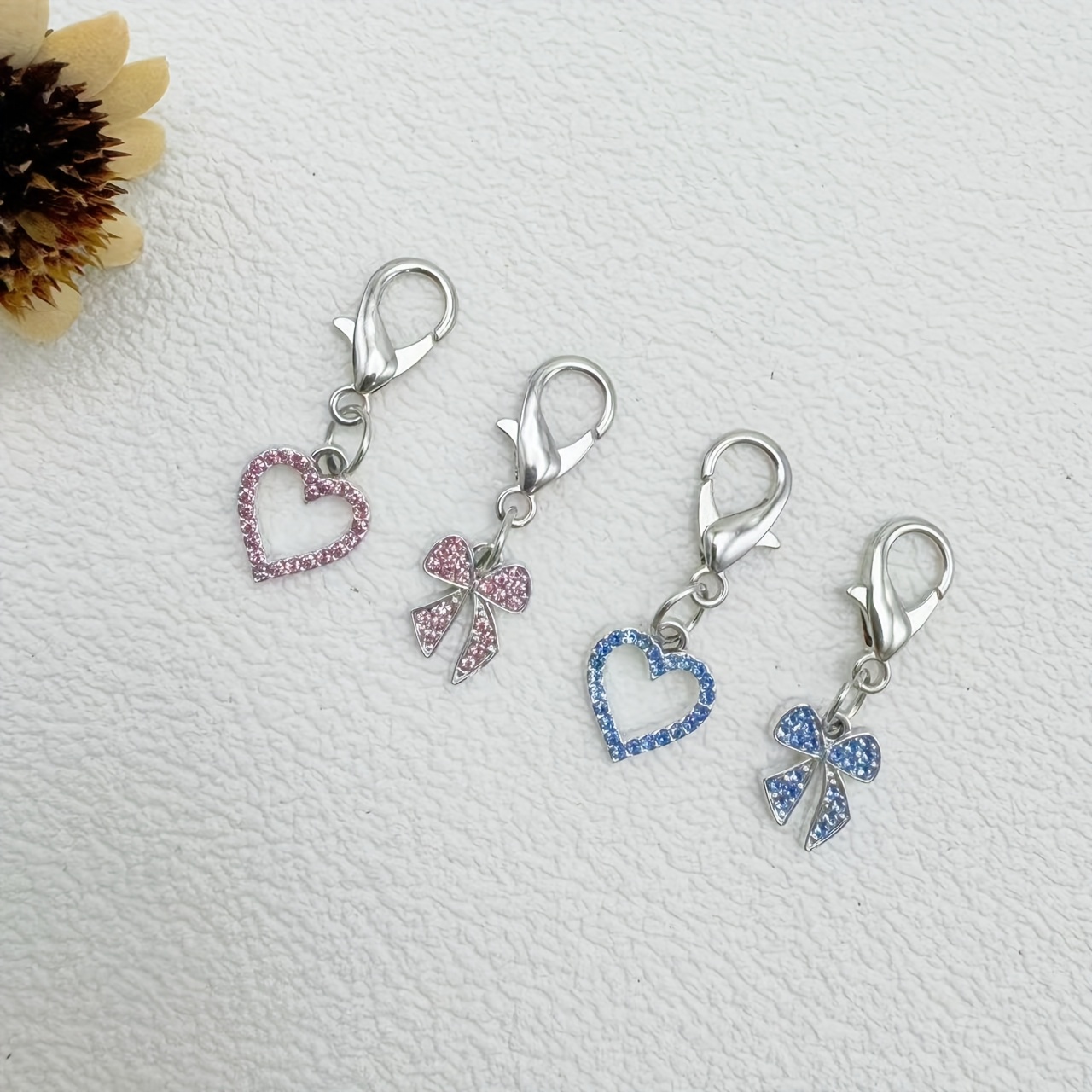 Image of 4pcs Rhinestone Heart Pendant Shoe Clips, Detachable Shoe Accessories For Y2k Boots And Shoes, Best For Christmas, Thanksgiving