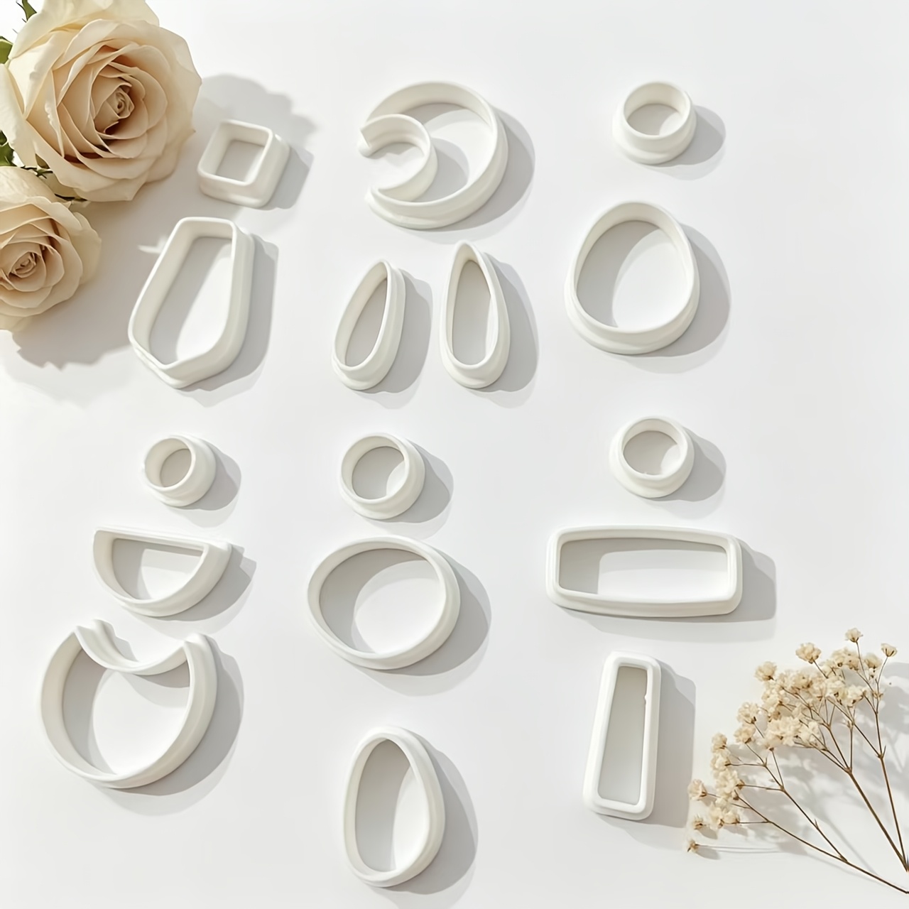 TEMU Set de 16 moldes de arcilla blanda para pendientes, formas básicas, ideal para principiantes, joyería a , broches y colgantes - Herramientas de