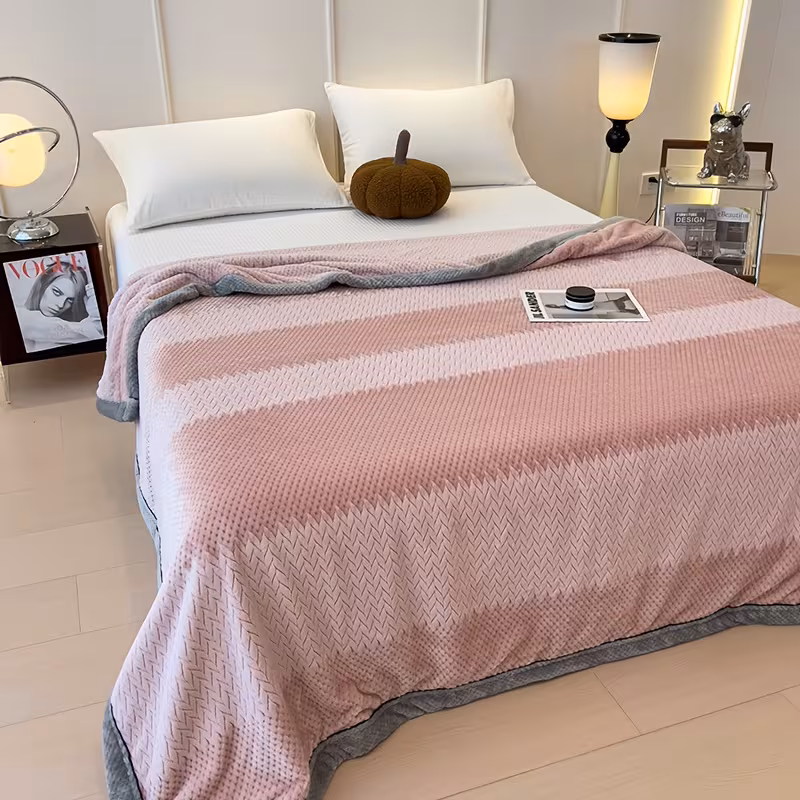 1 soft light beige friendly milk velvet blanket luxury bedspread sofa cover beige gray cloud pattern machine washable beige gray neutral tones for bedroom milk velvet fabric Product details 3