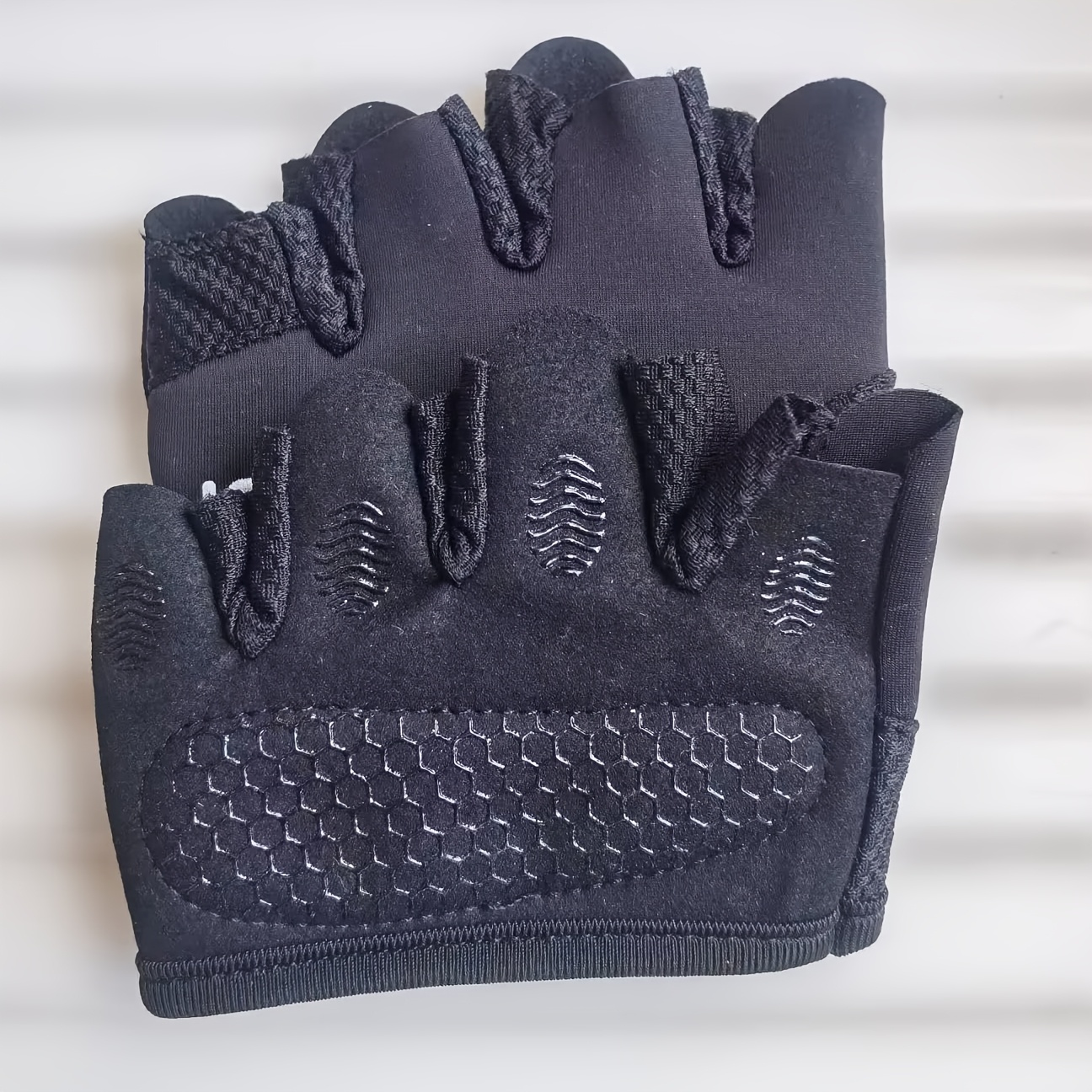 E-shop Ein Paar Unisex Leichte Vier-Finger Sport Fitness Handschuhe, Outdoor- und Indoor-Training, Herren Outdoor Sport Handschuhe 2026 Frühling und