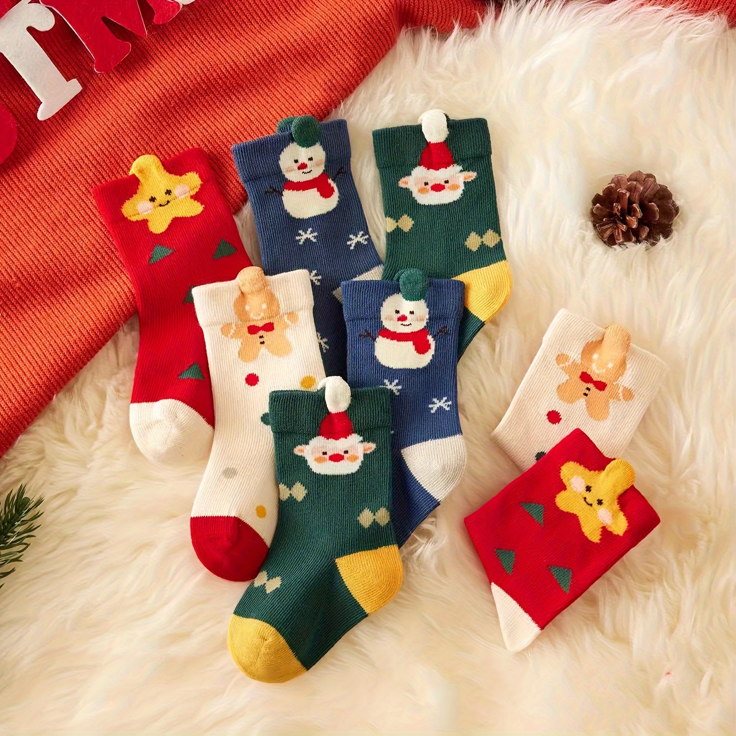 4 Pairs Christmas & New Year Socks - Soft Warm Boys Girls Holiday Themed Toe-snug Floor Socks With Elf, Reindeer, Snowman & Candy Cane Patterns - Durable (red/green)
