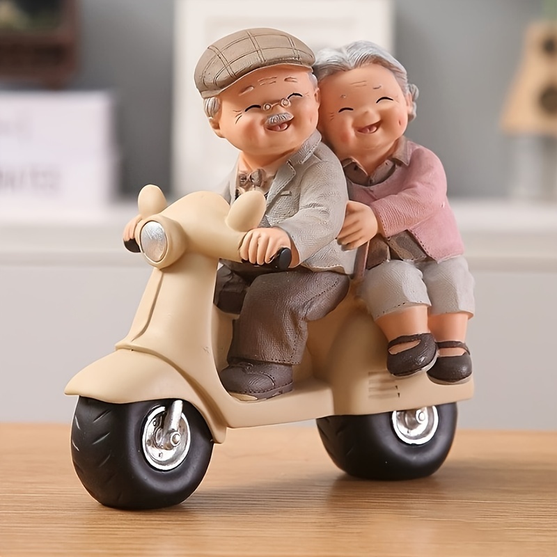 

1pc, Rustic Resin Elderly Couple On Scooter Figurine, 3d Hand-painted Home Decor, Romantic Wedding Gift For Bedroom & Living Room Display