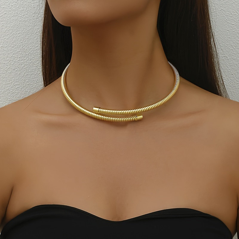 

Trendy Accessory, Bold Geometric Stretch Choker Necklace For Women - Iron Collar For & Party Wear