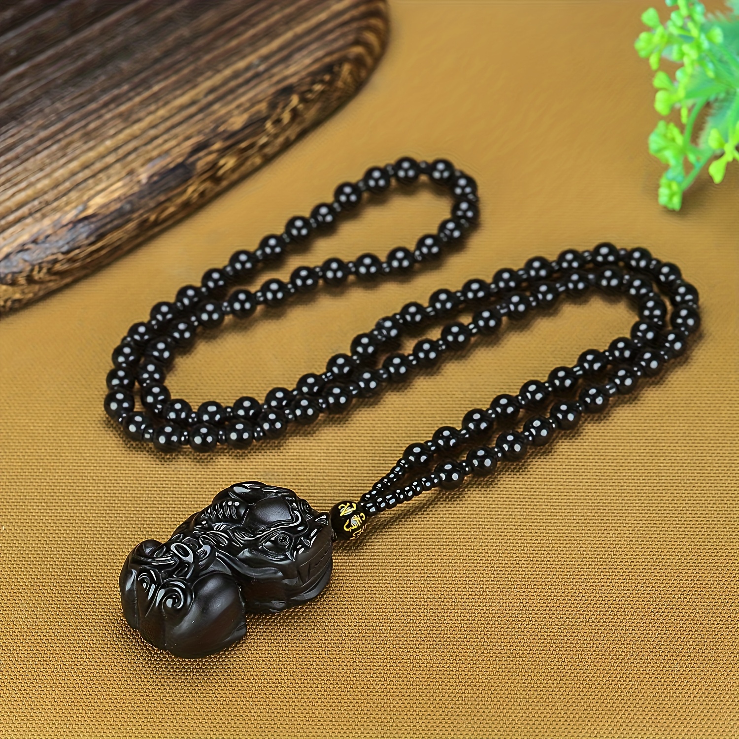 TEMU Natural Obsidian Wealth-attracting Pixiu Pendant, Unisex Fashion Couple's Safety Pixiu Necklace, Versatile Jewelry