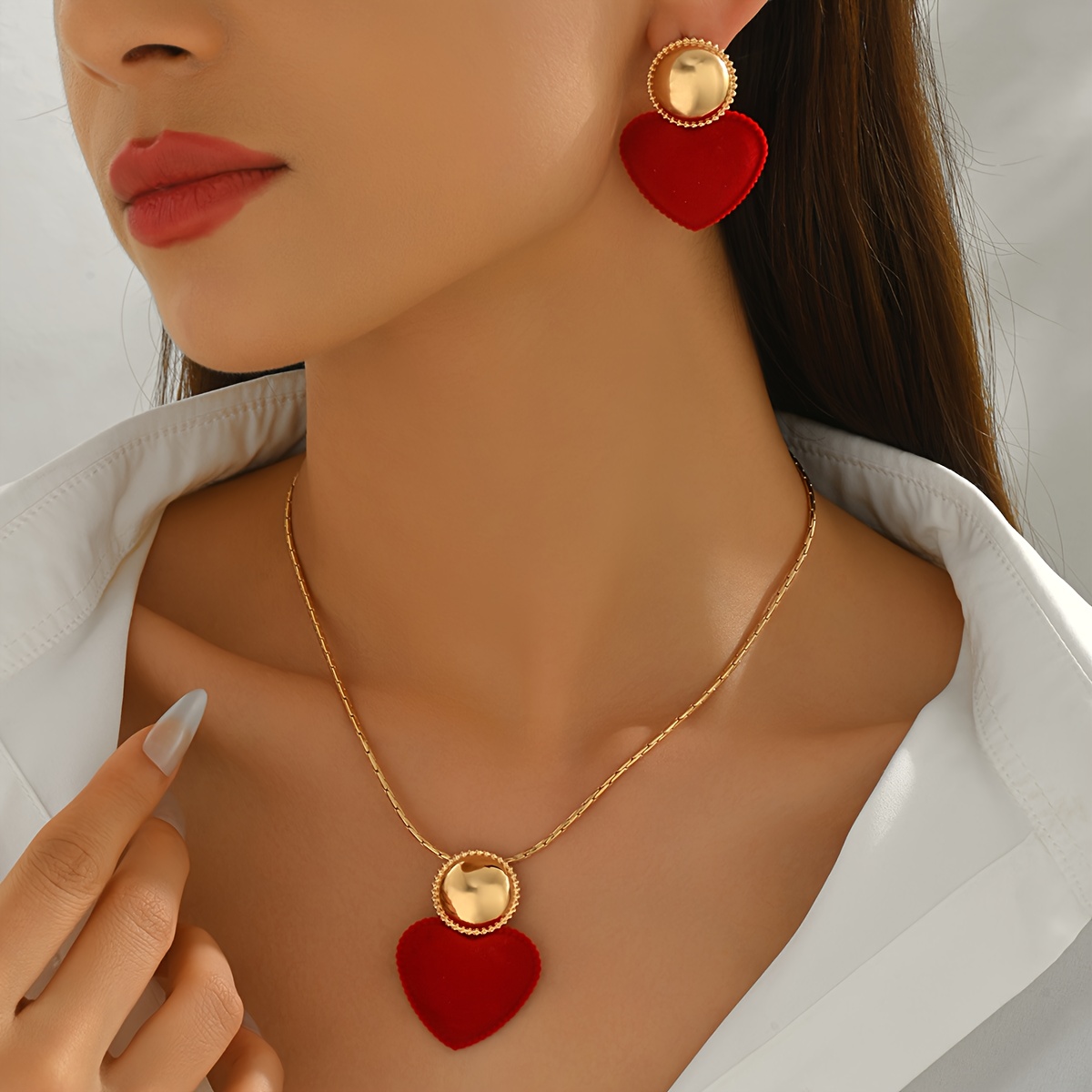 TEMU 1 Pair Women's Earrings 1pc Women's Necklace Autumn And Winter Geometric Heart-shaped Black Glossy Round Pendant Design Halloween New Year