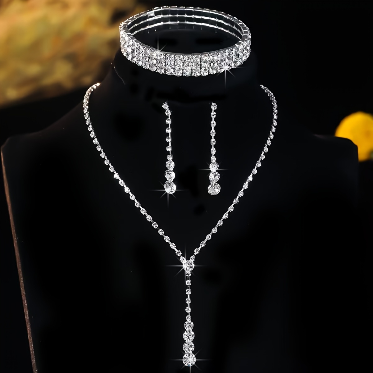 TEMU Ensemble de Collier, Boucles d'Oreilles et Bracelet à Franges Scintillantes en Strass, Mode Européenne et Américaine, pour les Mariées