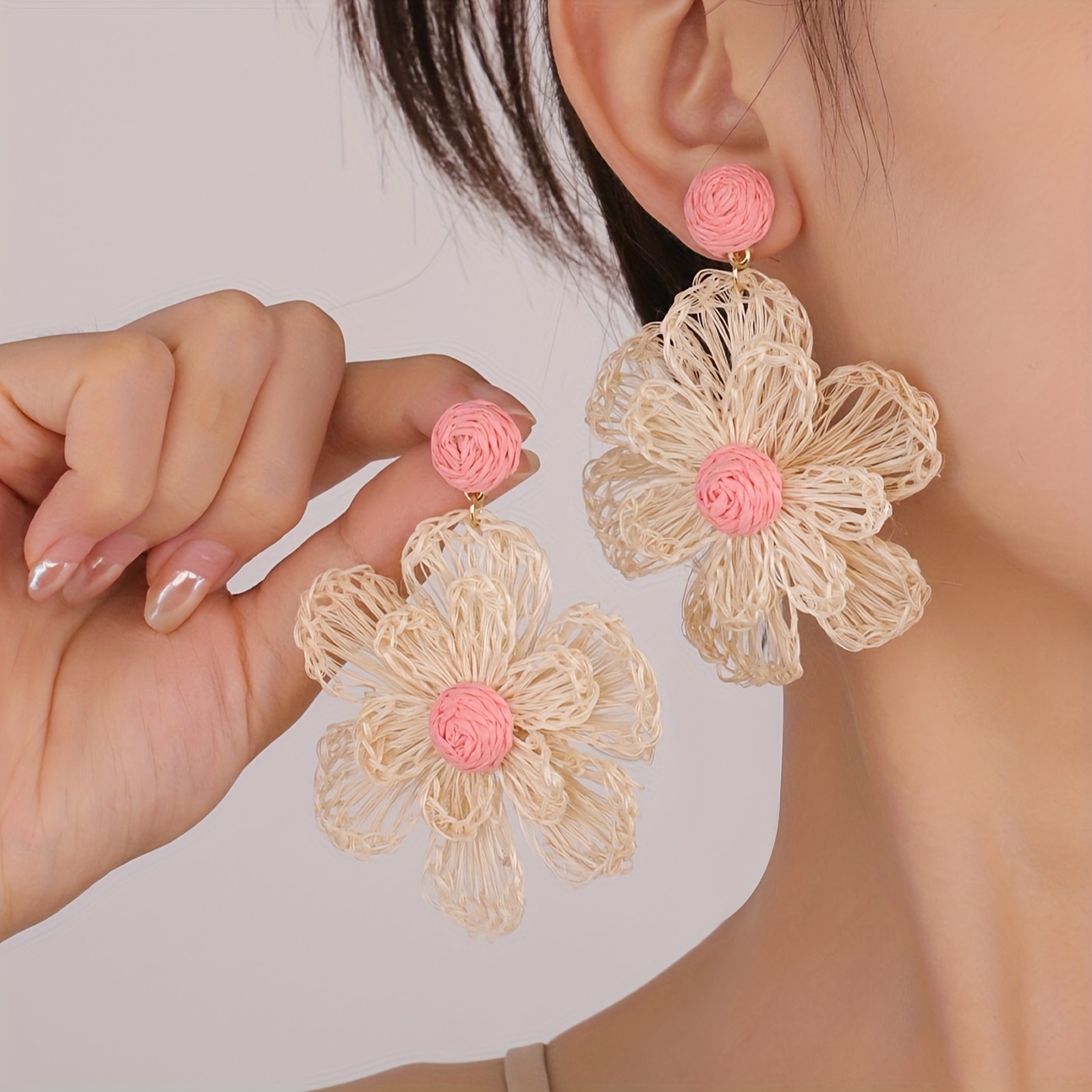 

1 Pair Elegant Raffia Flower Earrings, Vacation Style Sweet Dangle, Women's Festive Birthday Date Party Prom Shopping Daily Commute Accessories, Boho Chic Flirtatious Design