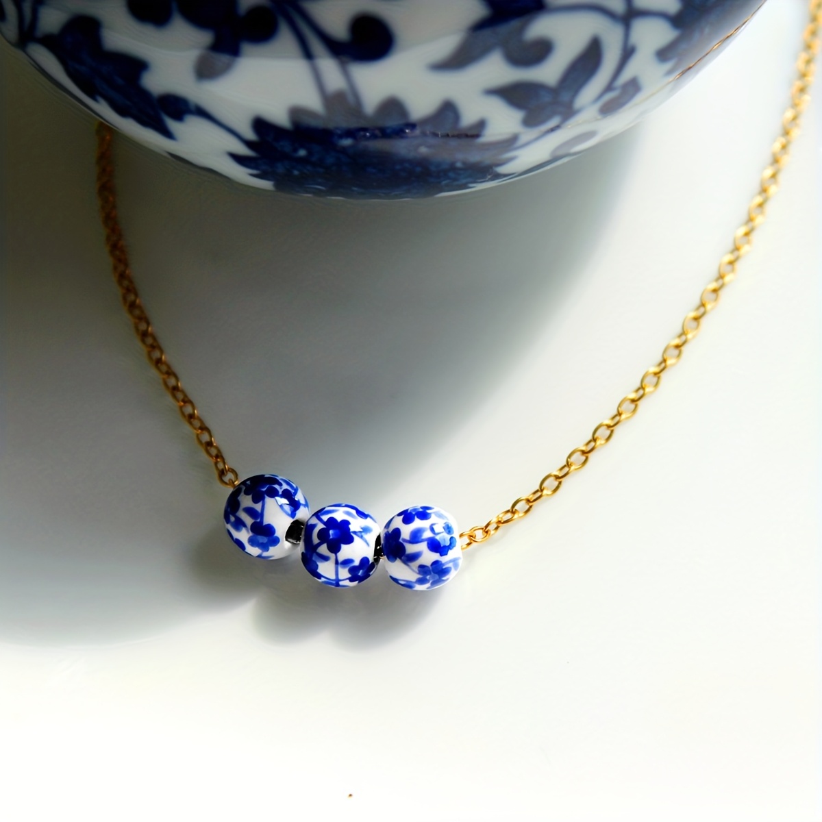 E-shop Vintage Chinesischer Stil Qinghua Porzellan Blumen Perlenkette für Damen Edelstahl Schmuck, Handgefertigte Traditionelle Kunst Keramikkugeln