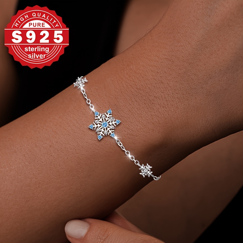 A Women's 925 Sterling Silver Snowflake Bracelet, Set With Synthetic Zirconia, Featuring And Elegant Snowflake Design, Perfect As A Gift For Women, Hypoallergenic