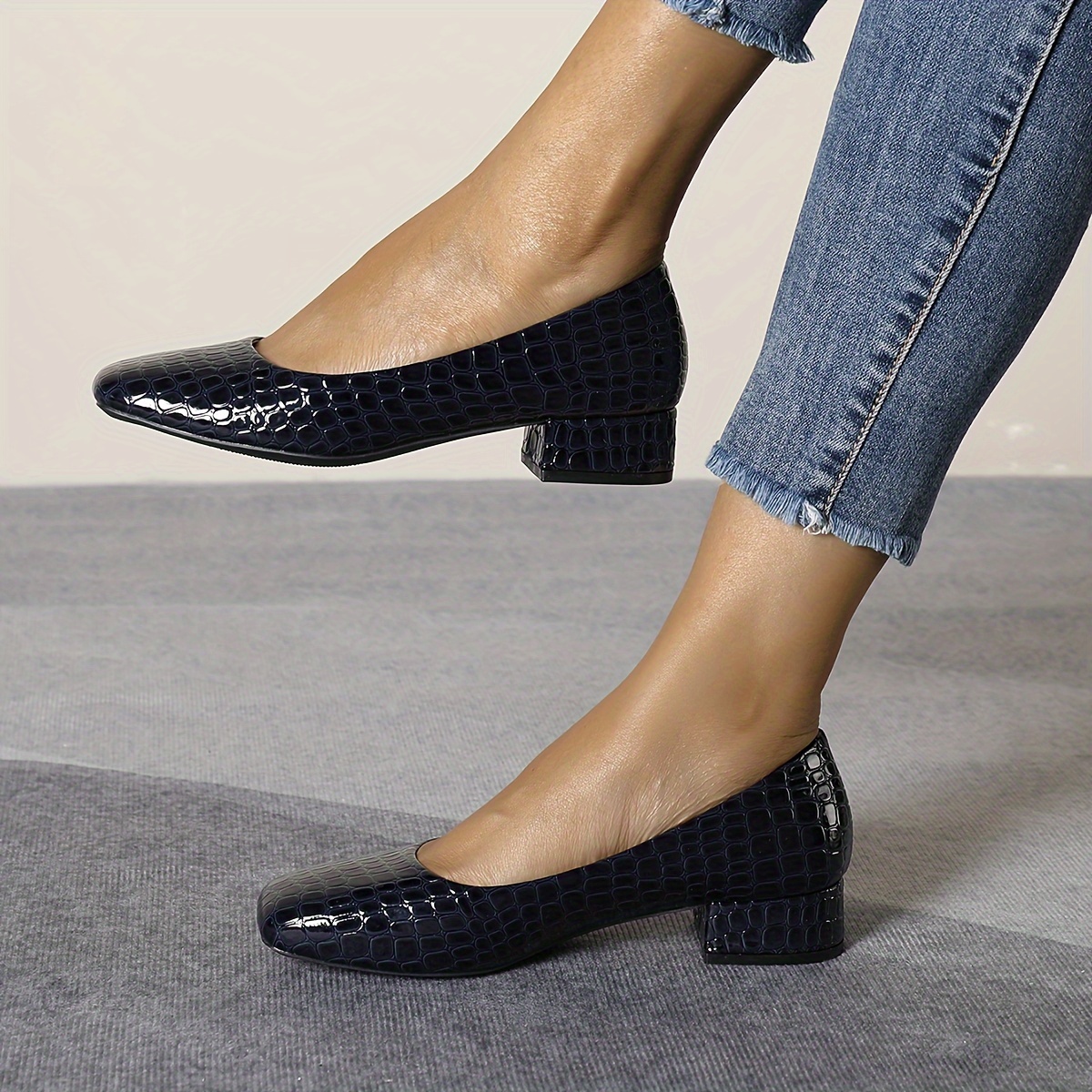 

1 Pair Women's Toe Block Heel Pumps - Comfortable Work Shoes With Solid , Low Heel, Pvc Sole, And Microfiber Insole