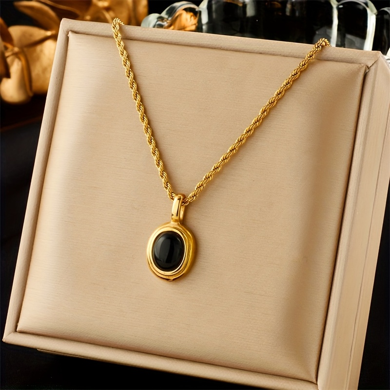 E-shop Französischer Eleganter Und Einfacher Fortgeschrittener Goldener Frittierter Teig Drehungen Temperament Schwarzer Anhänger Edelstahl Halskette