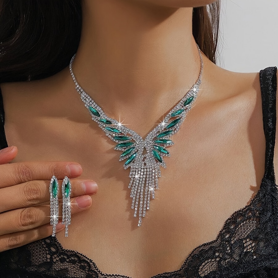 

Luxurious Crystal Rhinestone & Green Gemstone Tassel Jewelry Set For Women, 3-piece Set With Necklace And Earrings, Elegant Style, Perfect For Weddings, Parties, And Special Occasions