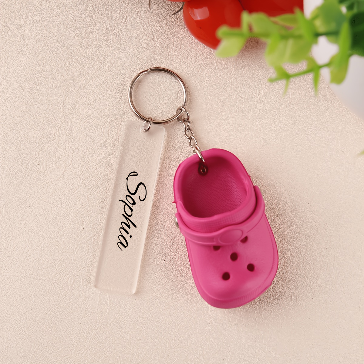 TEMU 1pc Personalized Customized Keychain Mini Hole Shoe Pendant Keychain Acrylic Keychain Customized Text Keychain Car Key Decoration Pendant,