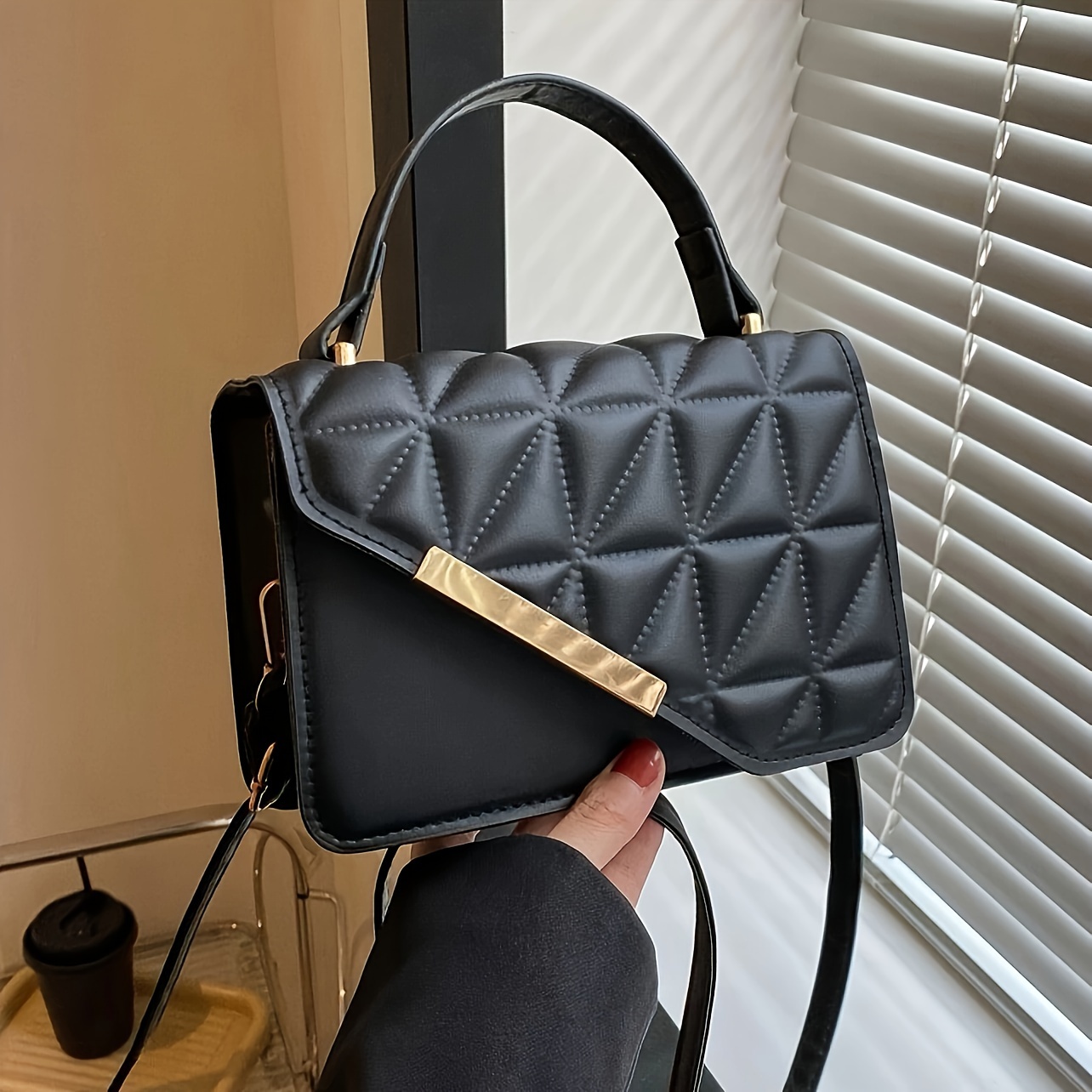 

Elegant Quilted Crossbody Bag For Women - Chic Mini Shoulder Purse With Detachable Strap, Solid Color, Leather, No-lining, Clasp Closure - Everyday Use