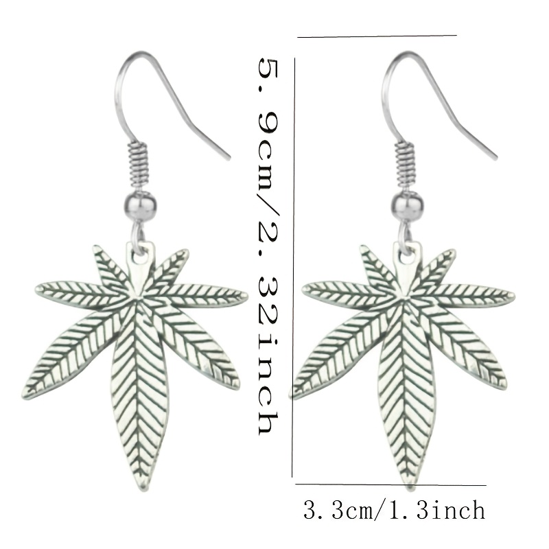Women's Bohemian Heart Maple Leaf Pendant Earrings — Retro Style