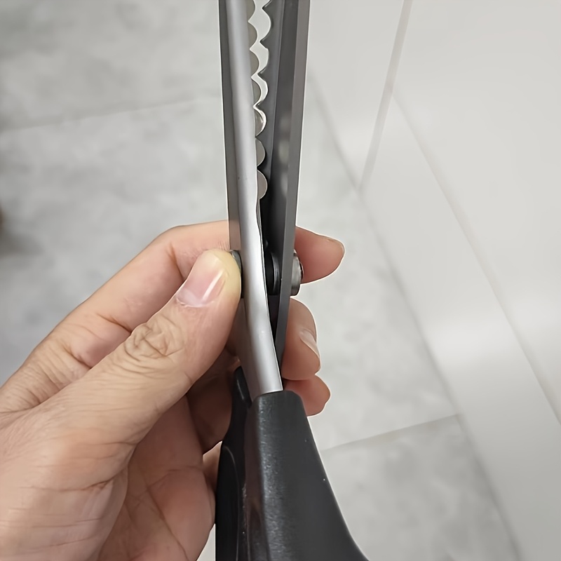 TEMU Professional Lei Stainless Steel Scissors - Fabric, Curved Scissors, And Serrated Clothing Cutting Scissors - Battery-free Or Electronic