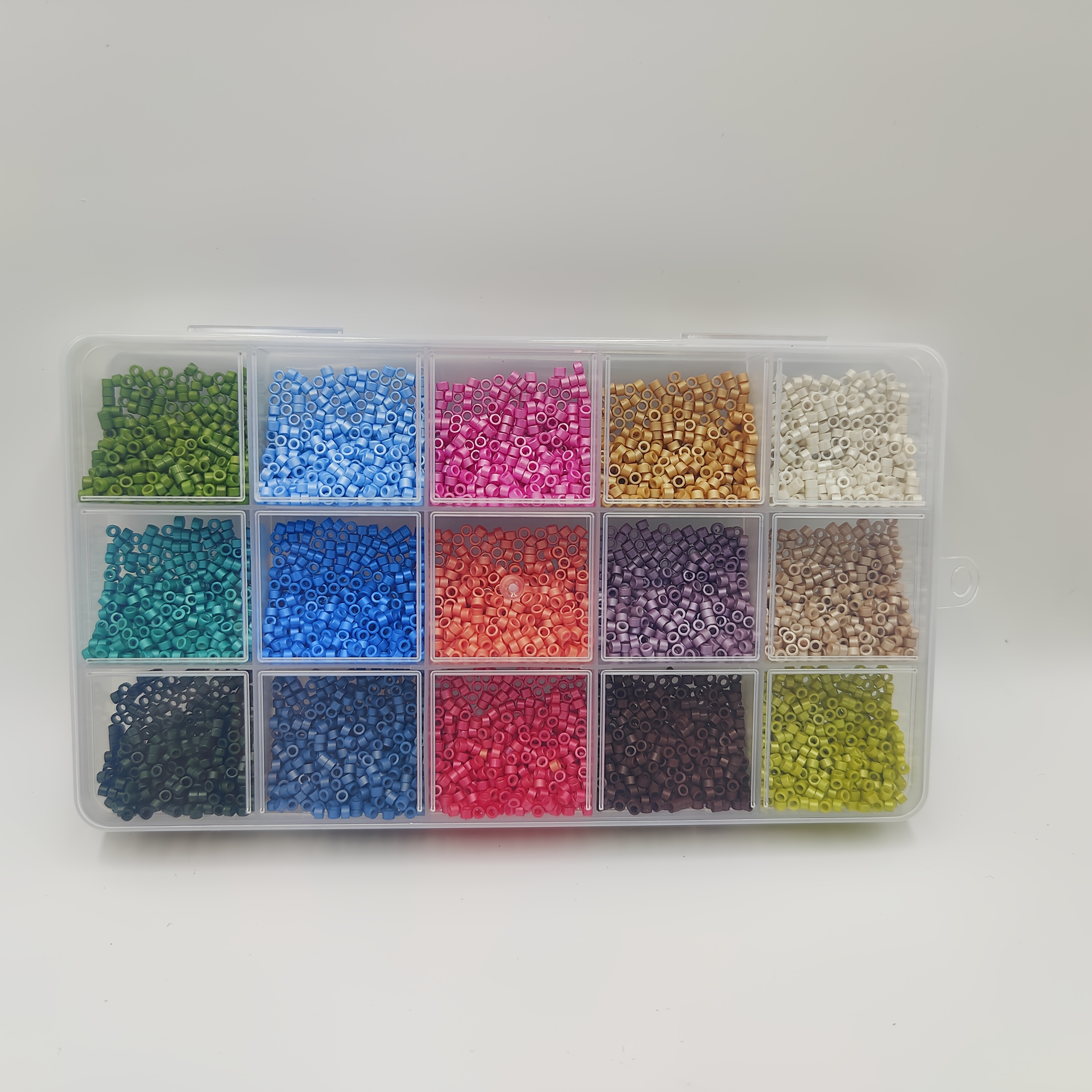 E-shop 6500 Stk. 2,5mm Glasperlen - 15 Leuchtende Farben Mia-Stil Antik-Finish für Schmuckherstellung, DIY-Bastelarbeiten, Armbänder, Halsketten,