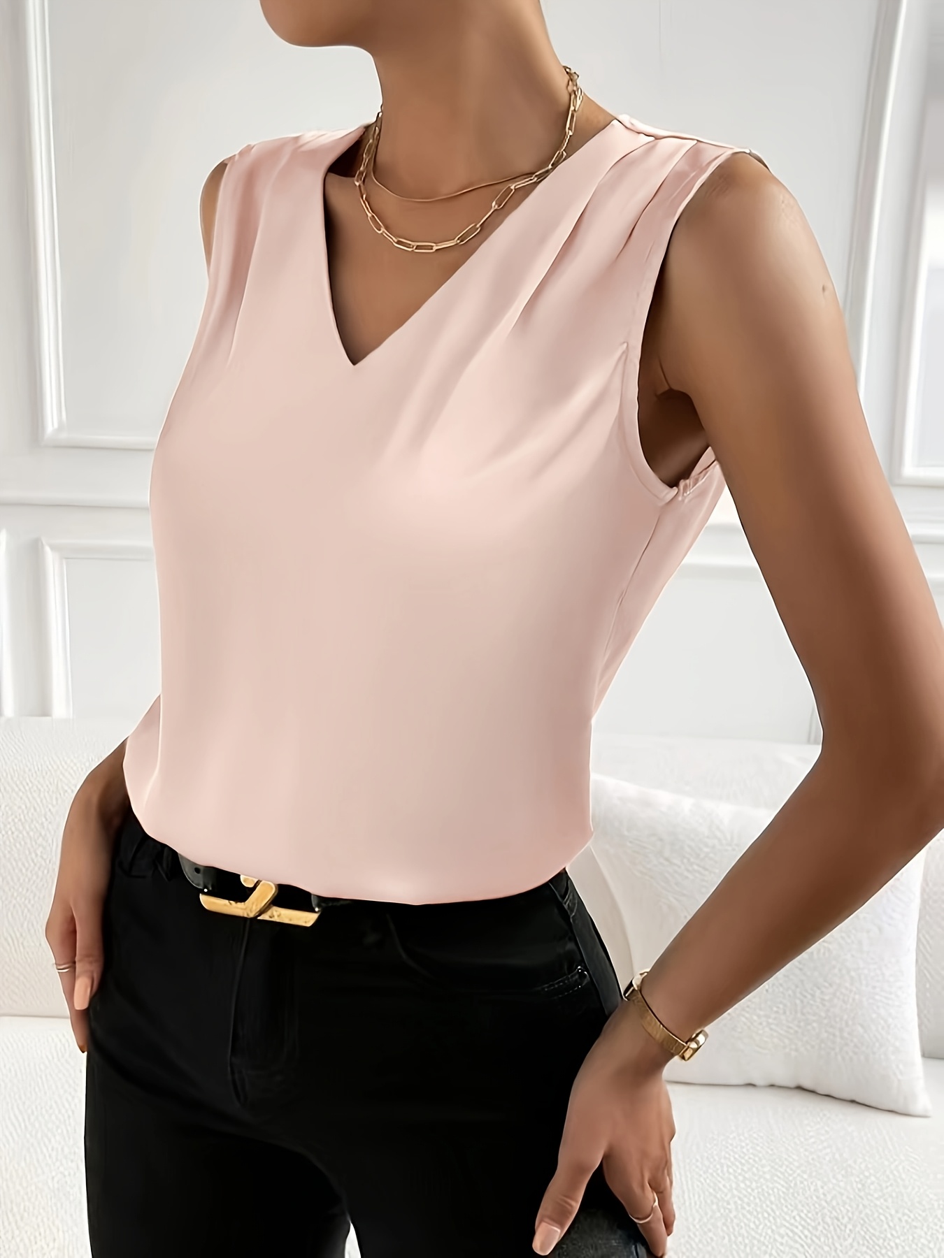 Elegant V-Neck Sleeveless Blouse - Stretchy Polyester-Spandex Blend, Machine Washable Lightweight Summer Top for New Year's Eve Party & Formal Events, Solid Color Versatile Wardrobe Staple