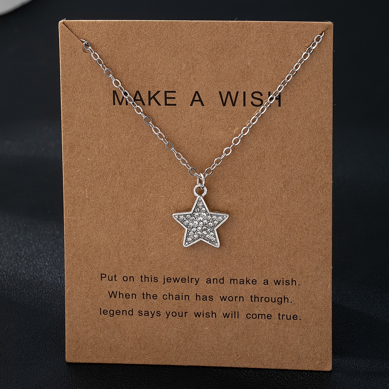 Women's Simple and Stylish Geometric Star Necklace