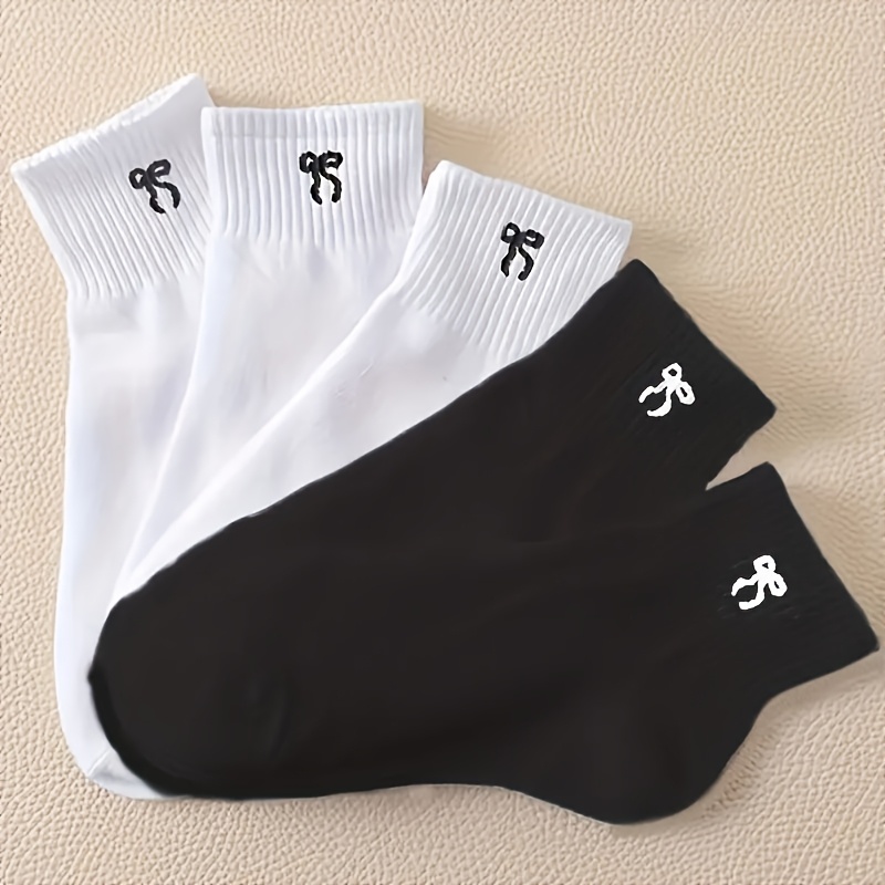 TEMU 5 Pairs Black & White/ Random Style Women's Minimalist Bow Short Socksstylish Versatile Casual Sports Socks, Soft & Comfortable, Suitable For