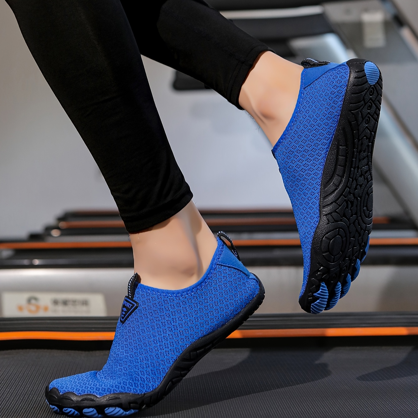 Unisex Lightweight Water Shoes Breathable Mesh Upper, Non-Slip Rubber  Sole, Soft Five-Toe Design for Yoga, Fitness Outdoor Activities (Men