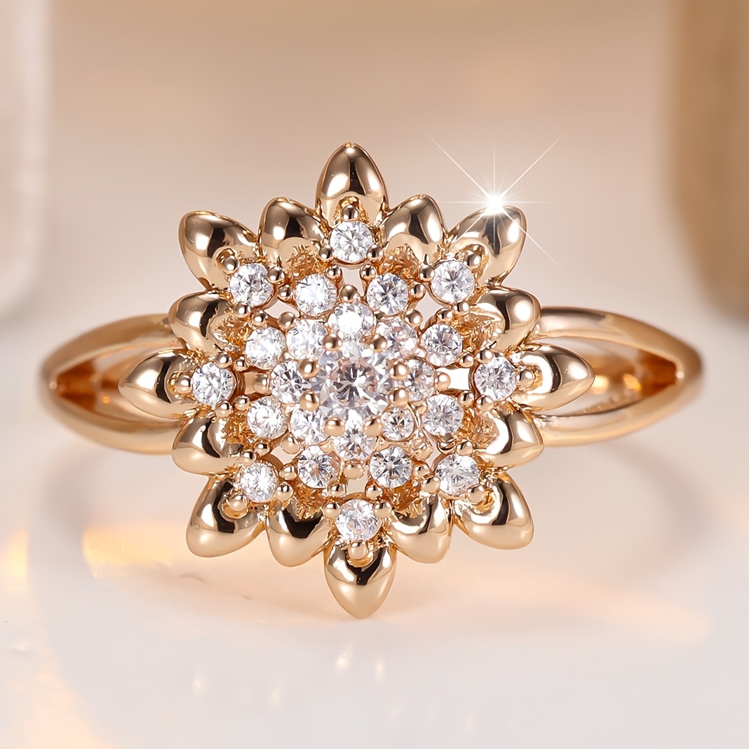 Women's Floral-Shaped Statement Ring with Synthetic Cubic Zirconia