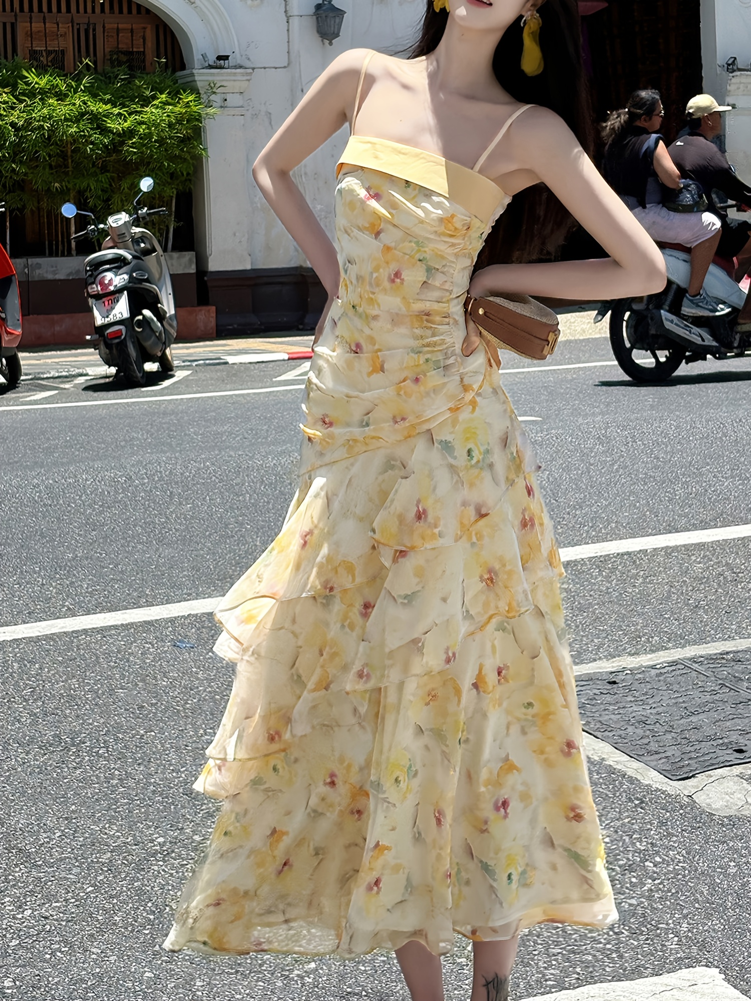 * * with * Floral Print, a Luxurious Irregular Mermaid Gown for Adult  Ceremonies, Perfect As a Birthday Outfit Or for Formal Events