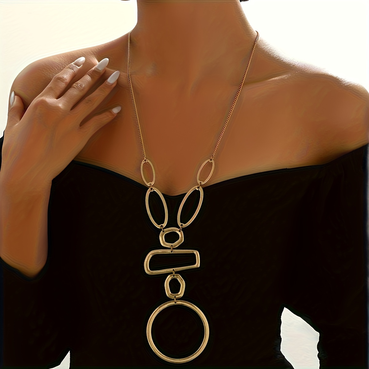 

Elegant Golden-tone Geometric Hollow And Rectangle Pendant Long Sweater Necklace For Women - Sophisticated Alloy Jewelry Parties And Banquets, Pendant Necklace