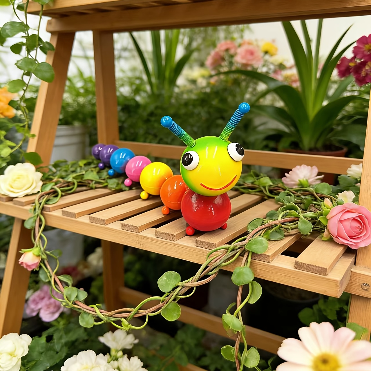 E-shop ., Mehrfarbiger Metallischer Gerader Rücken für CATERPILLAR Ornament-Anhänger, Geeignet für Hof- , Pflanzenständer für Schreibtisch Hof,