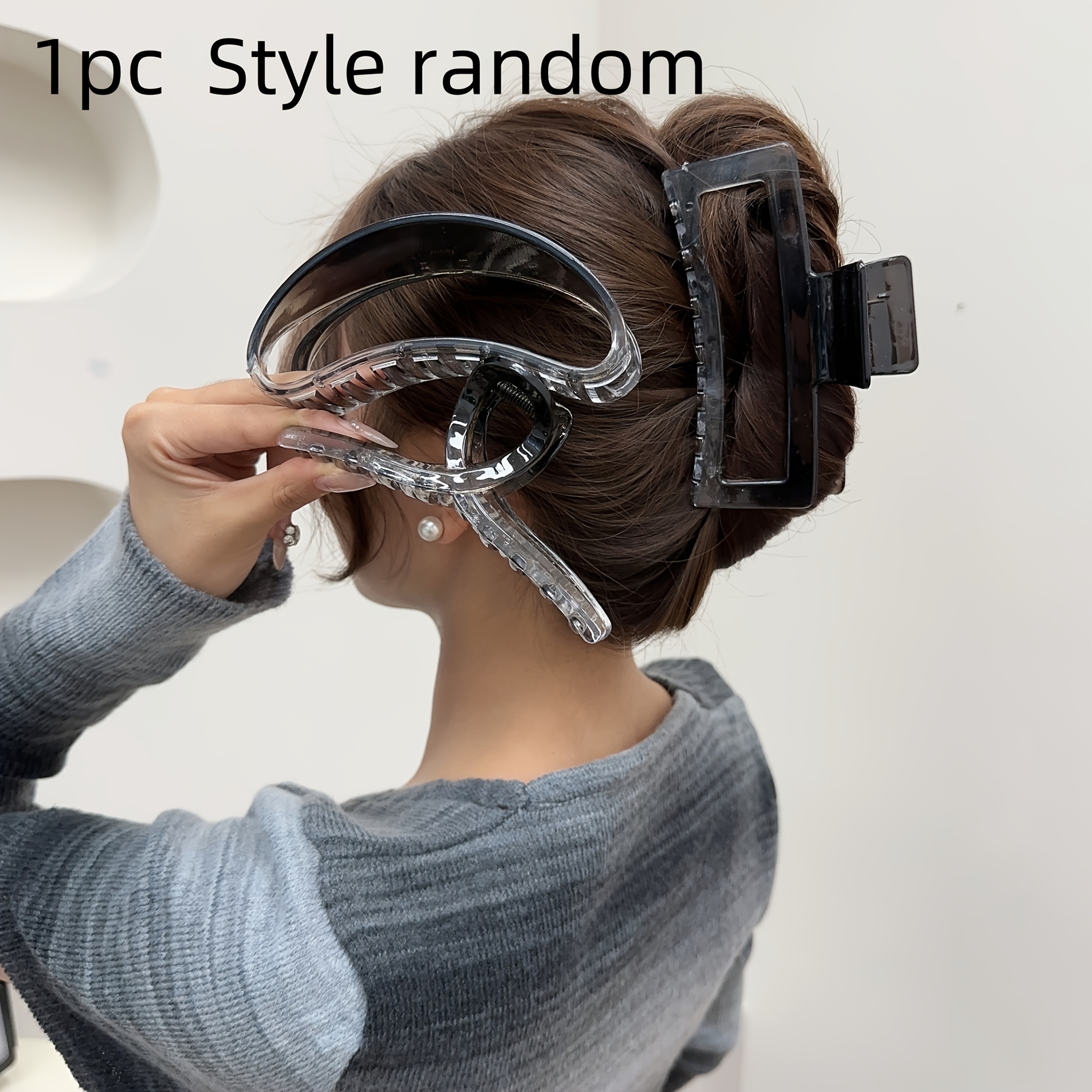 Image of 1pc Oversized Claw Clip Suitable For Thick Hair, Matte Shark Clip With , Suitable For Fine And Coarse Hair, Mixed Colors, Perfect For Women (styles Are Random)