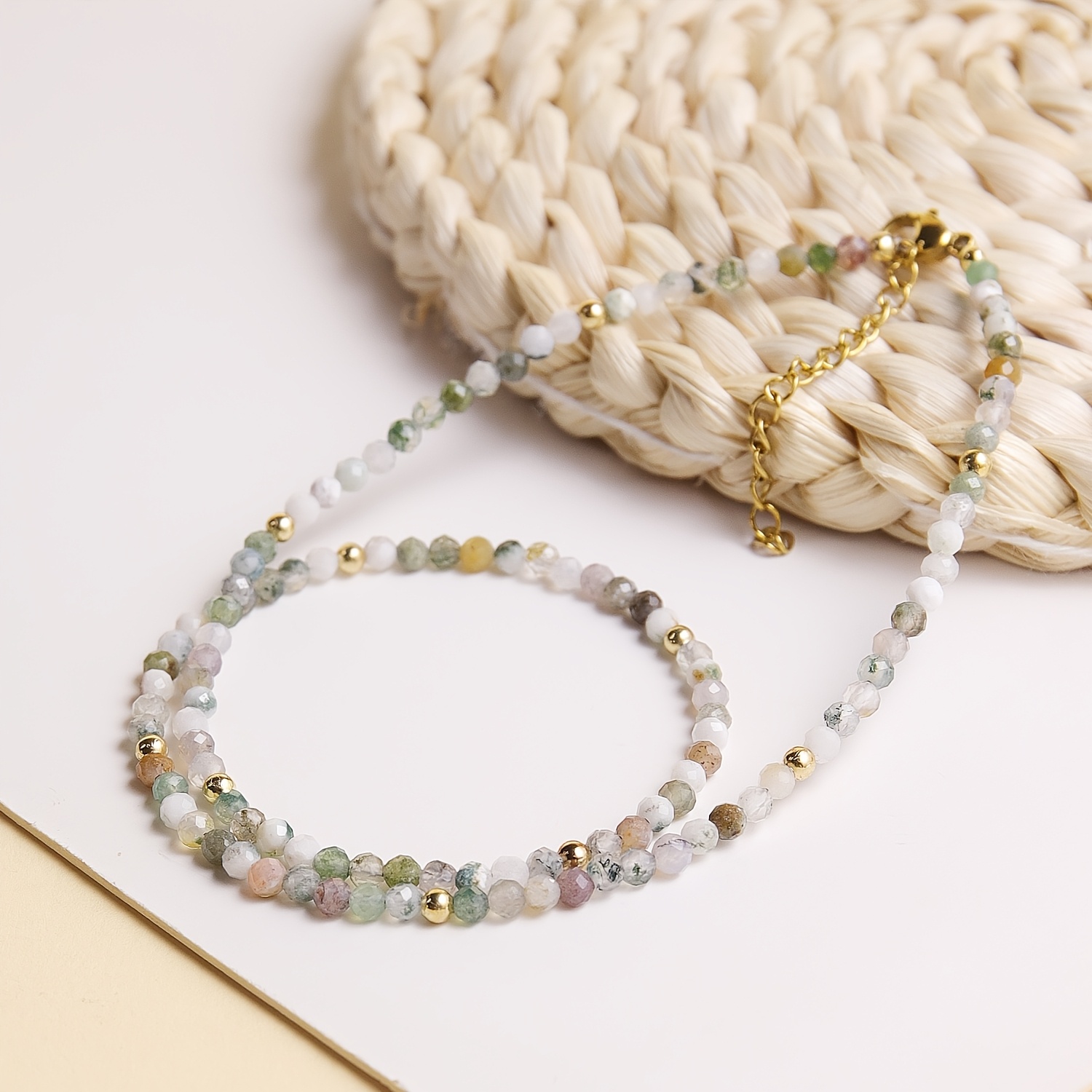 Image of Minimalist Water Grass Agate Necklace A Fashionable And Elegant Necklace With Exquisitely Simple, Perfect For Parties, Events, And Casual Attire A Gift For Festive Occasions Or Special Surprises