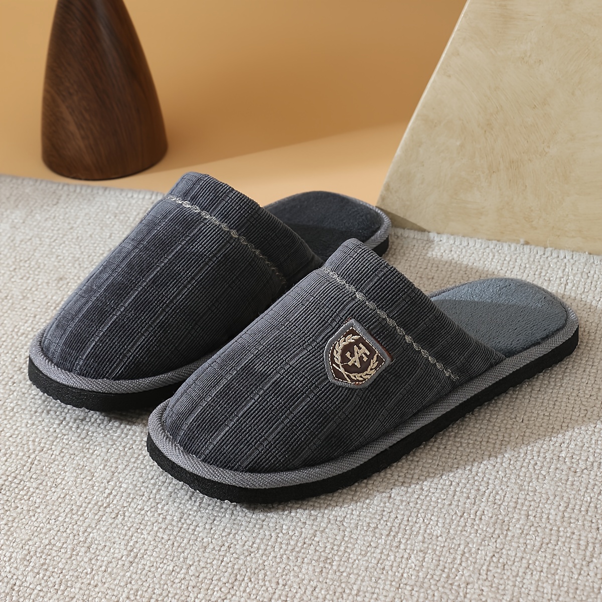 Autumn/winter Men's Plush-lined Thick-soled Non-slip Slippers For Home, Warm For Indoor/outdoor Use, Couples' Slippers, International Slippers