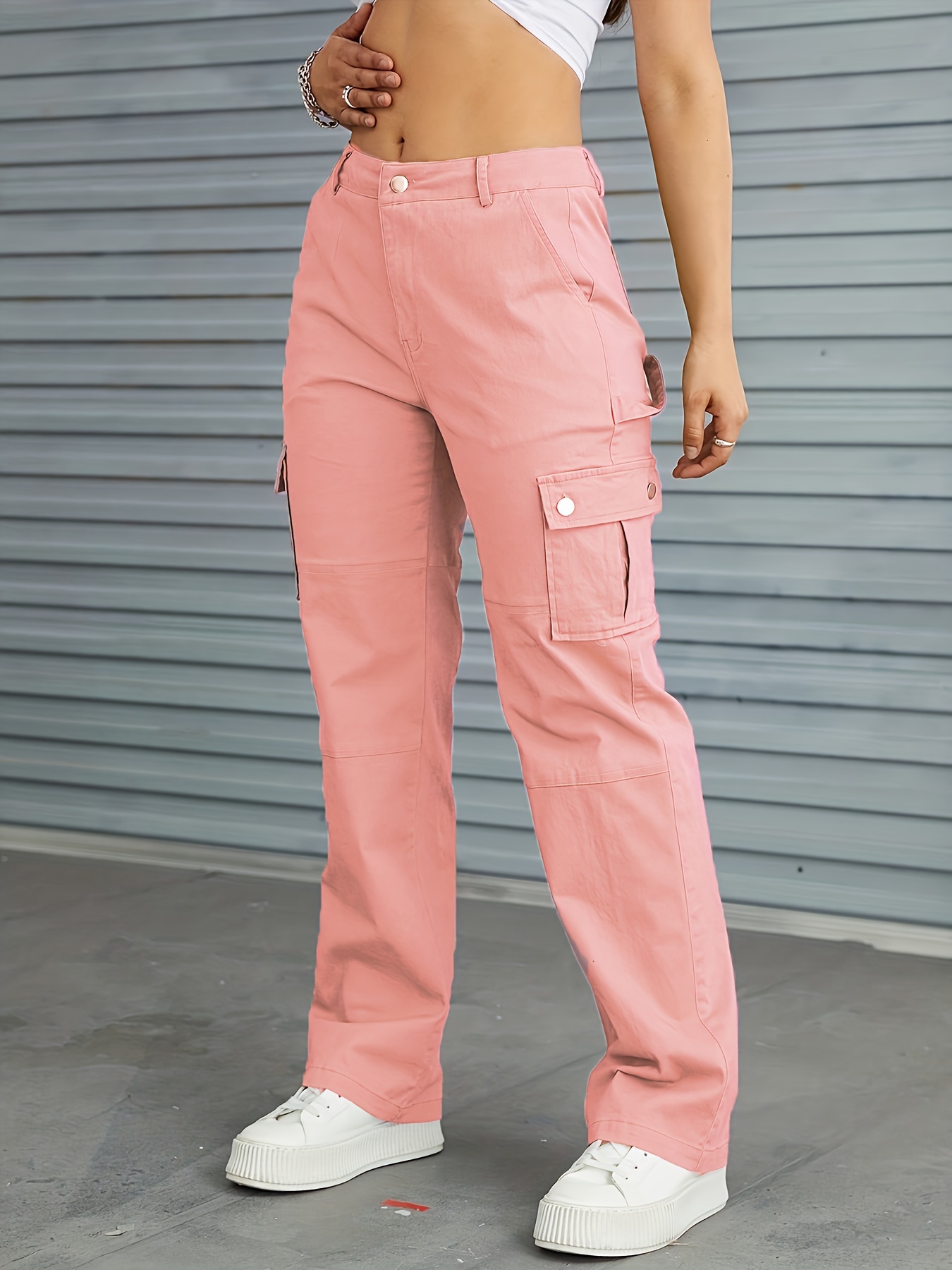 Light pink women's cargo pants with pockets - Clothing Light pink