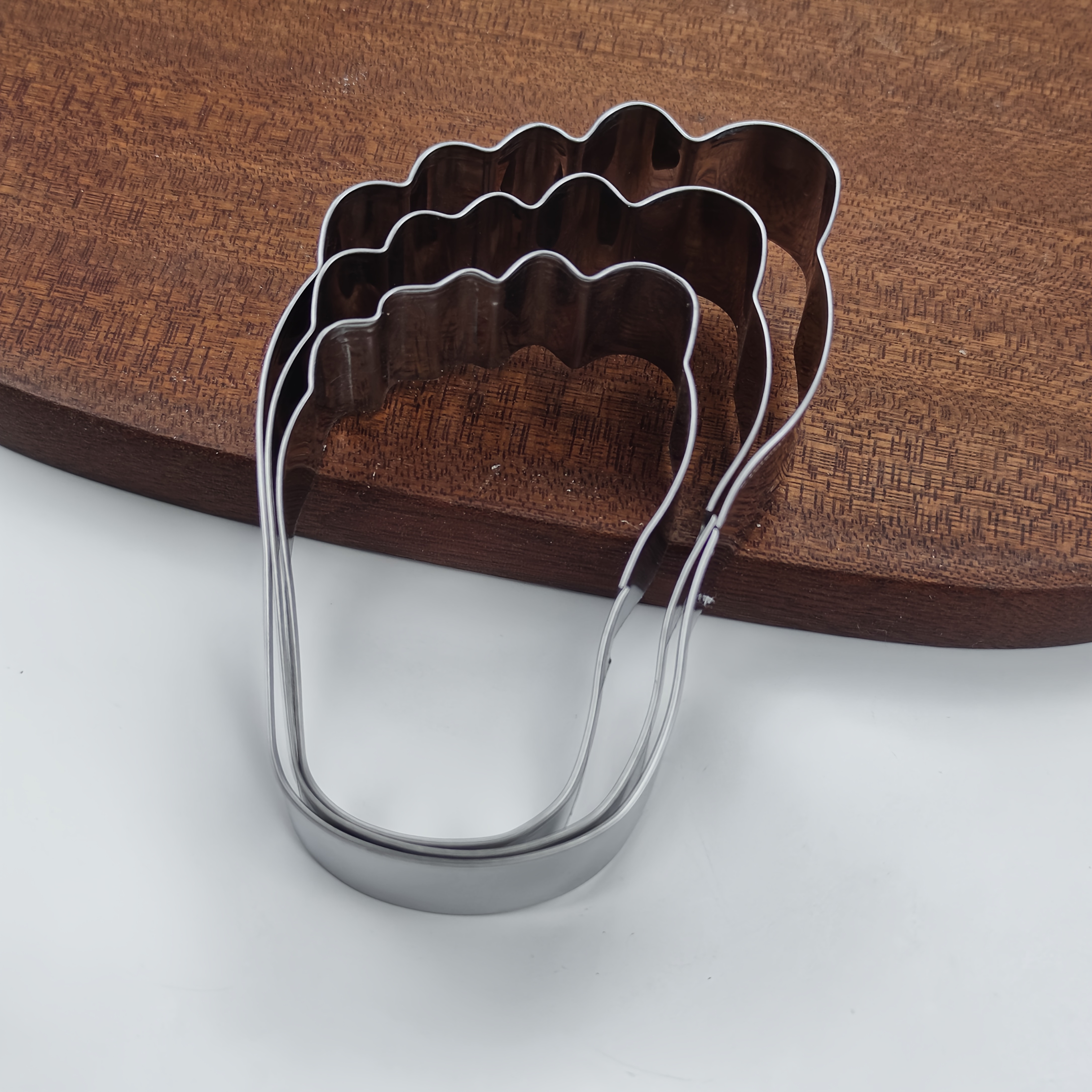 Image of Set Of 3 Stainless Steel Cookie Baking Molds In Of , Perfect For , Suitable For Festive Occasions Like Christmas, Halloween, And New Year