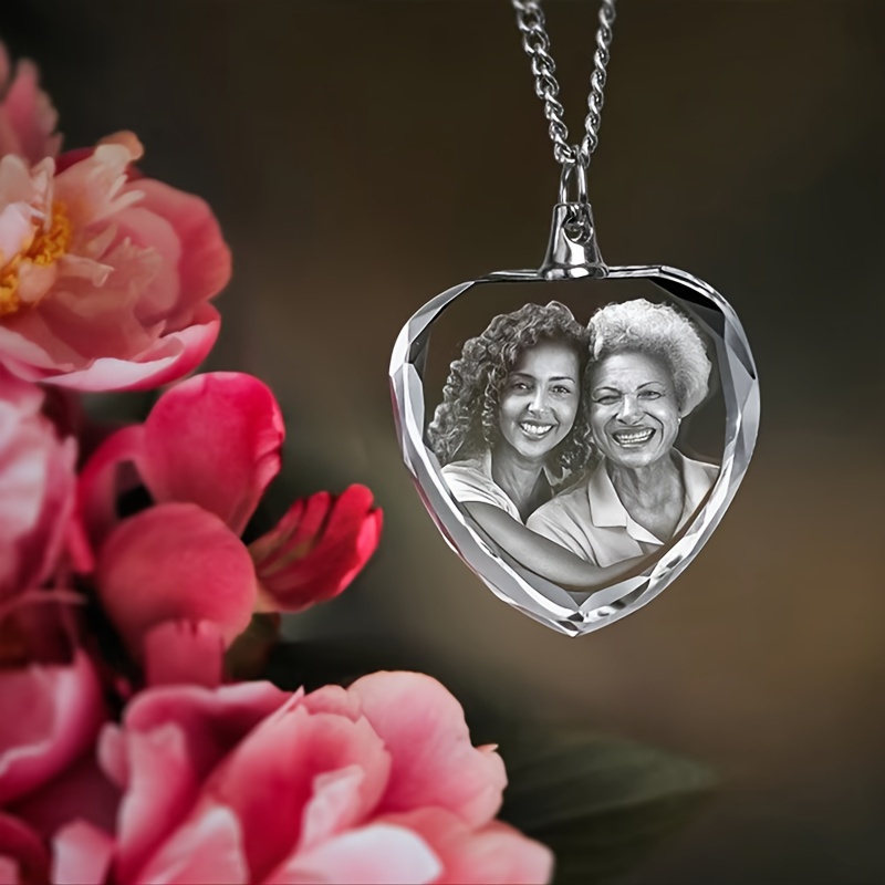 

Personalized Heart-shaped Necklace With Laser-engraved Photo Pendant - Elegant & Sexy, Perfect Birthday Gift For Wife