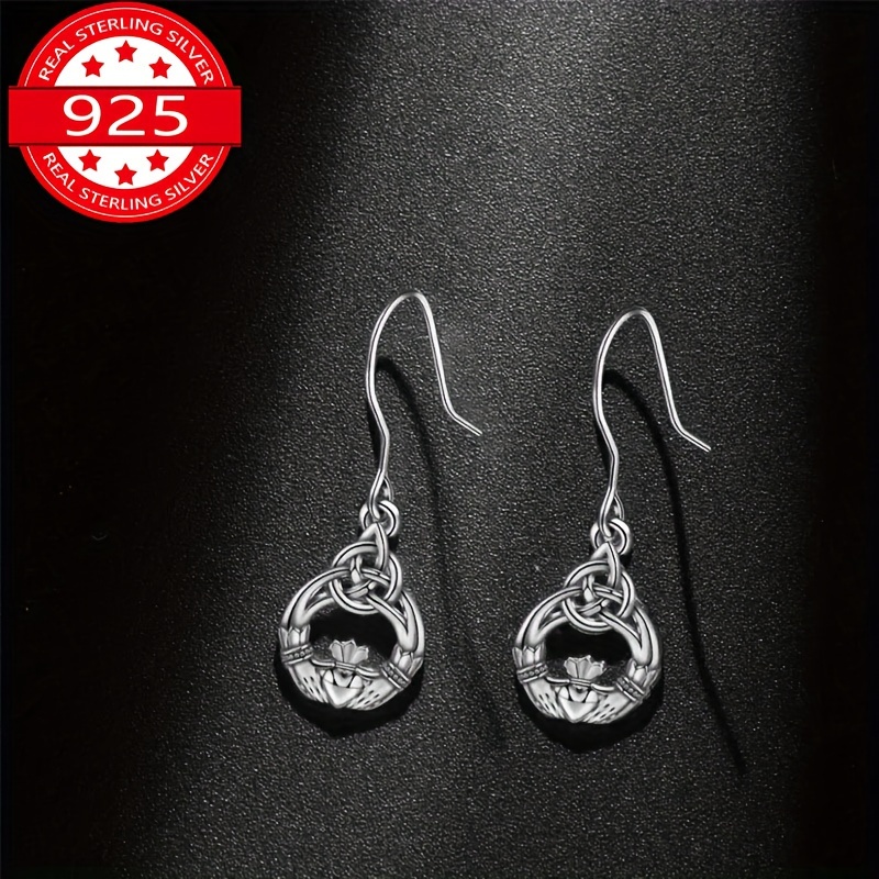 

S925 Silver Fashionable, Delicate And Noble Temperament, Simple And Fashionable, Retro, Both Hands With Love, Crown Hypoallergenic Silver Ear Ornaments For Boyfriend