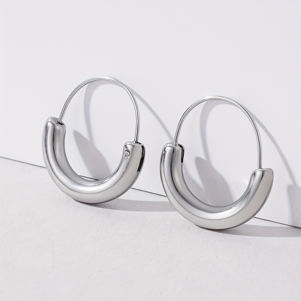 

Simple Silvery Circle Design Hoop Earrings Stainless Steel Jewelry Elegant Sexy Style Match Female Daily Outfits