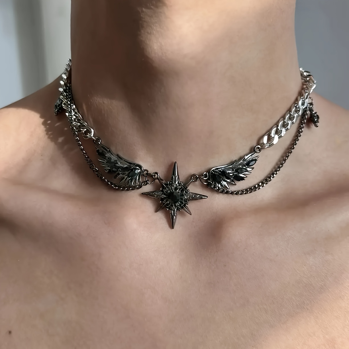 TEMU Collier Gothique avec Pendentif Étoile Punk Créatif, Bijou Heavy Metal pour Homme Adapté aux Concerts et Fêtes, Tenues Décontractées, Pendentif