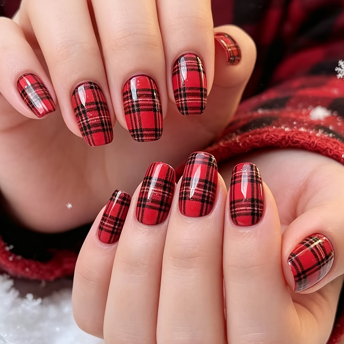 TEMU Faux Ongles Noël Mi-Longs 24pcs Effet Brillant Motif Rayé Autocollants pour Ongles Noir Rouge Pratiques Amovibles Réutilisables Portables Ongles