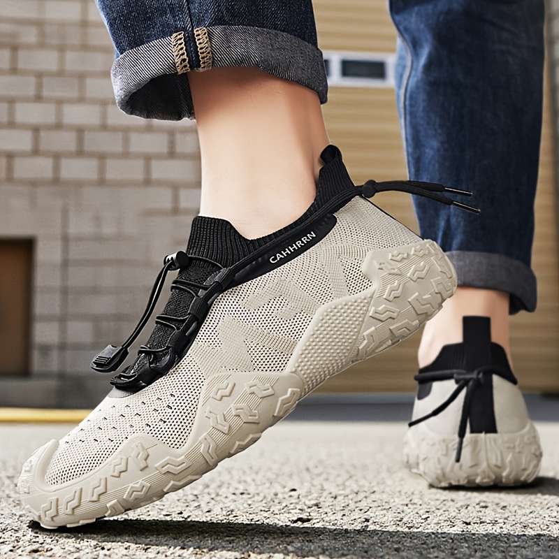 Sneakers, New Summer Men's Breathable Knit Mesh Sock Shoes, Outdoor Sports Hiking Running Shoes, Thick-Soled Wear-Resistant Sneakers for Daily Commuting, Low-Top Trendy Sports Shoes