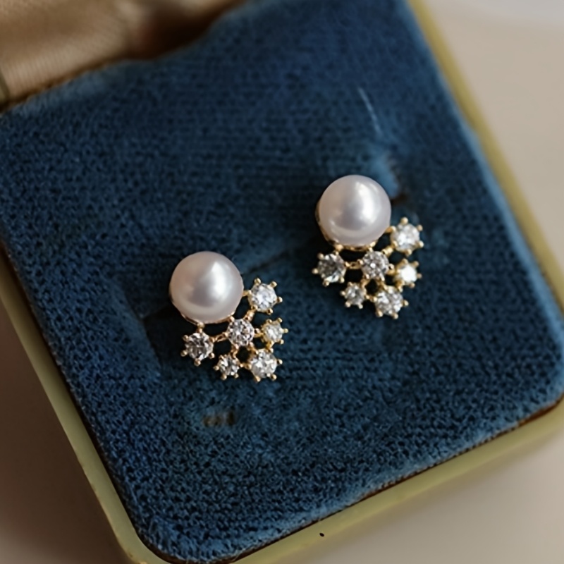 TEMU A Pair Of Stylish And Elegant Snowflake Pearl Earrings, Suitable For Women' Leisure, Dating Dinners, Dress Matching, And Holiday Gifts