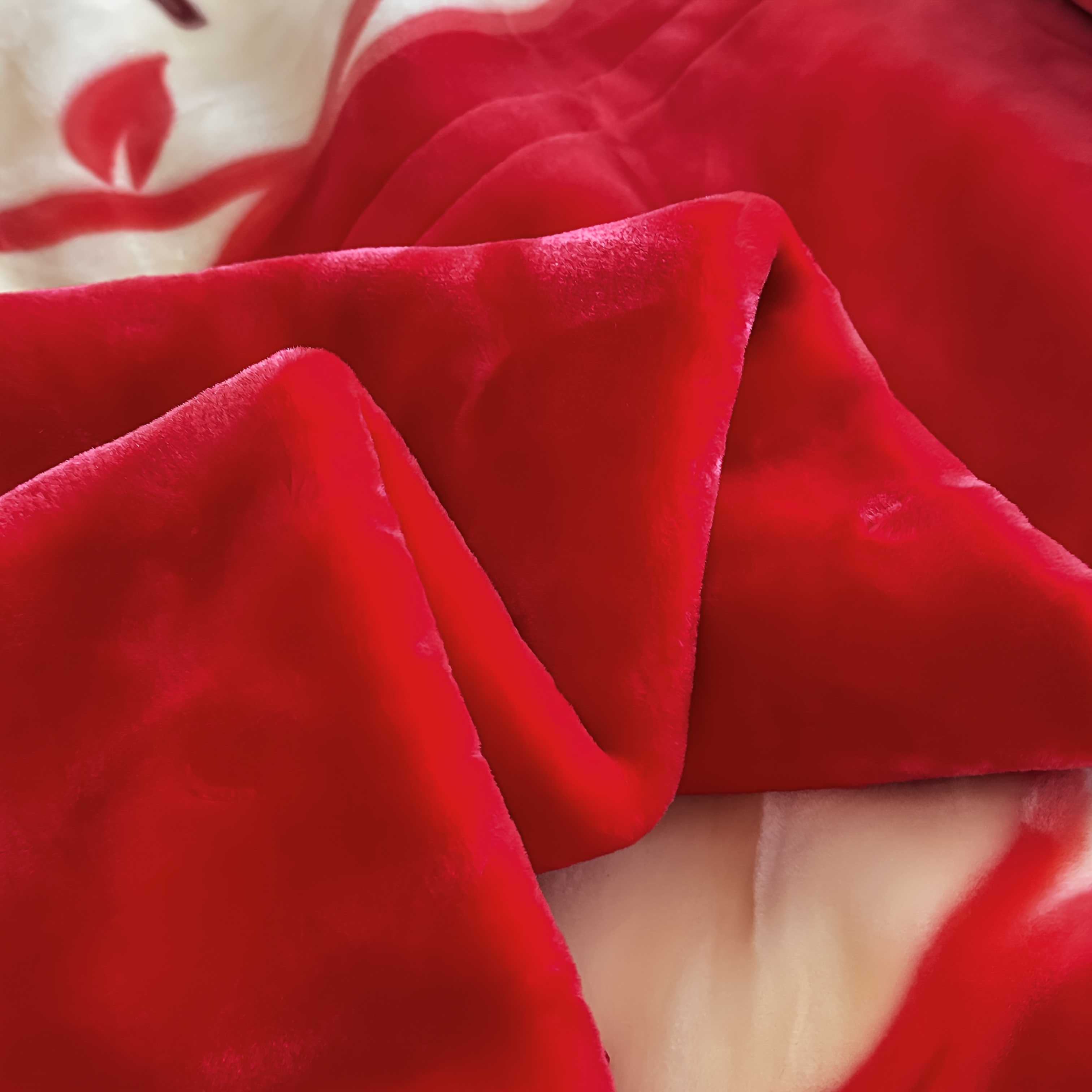 1pc winter essential double thick fleece blanket breathable double sided plush for body fitting with exquisite hemming versatile thick throw for bed Product details 3