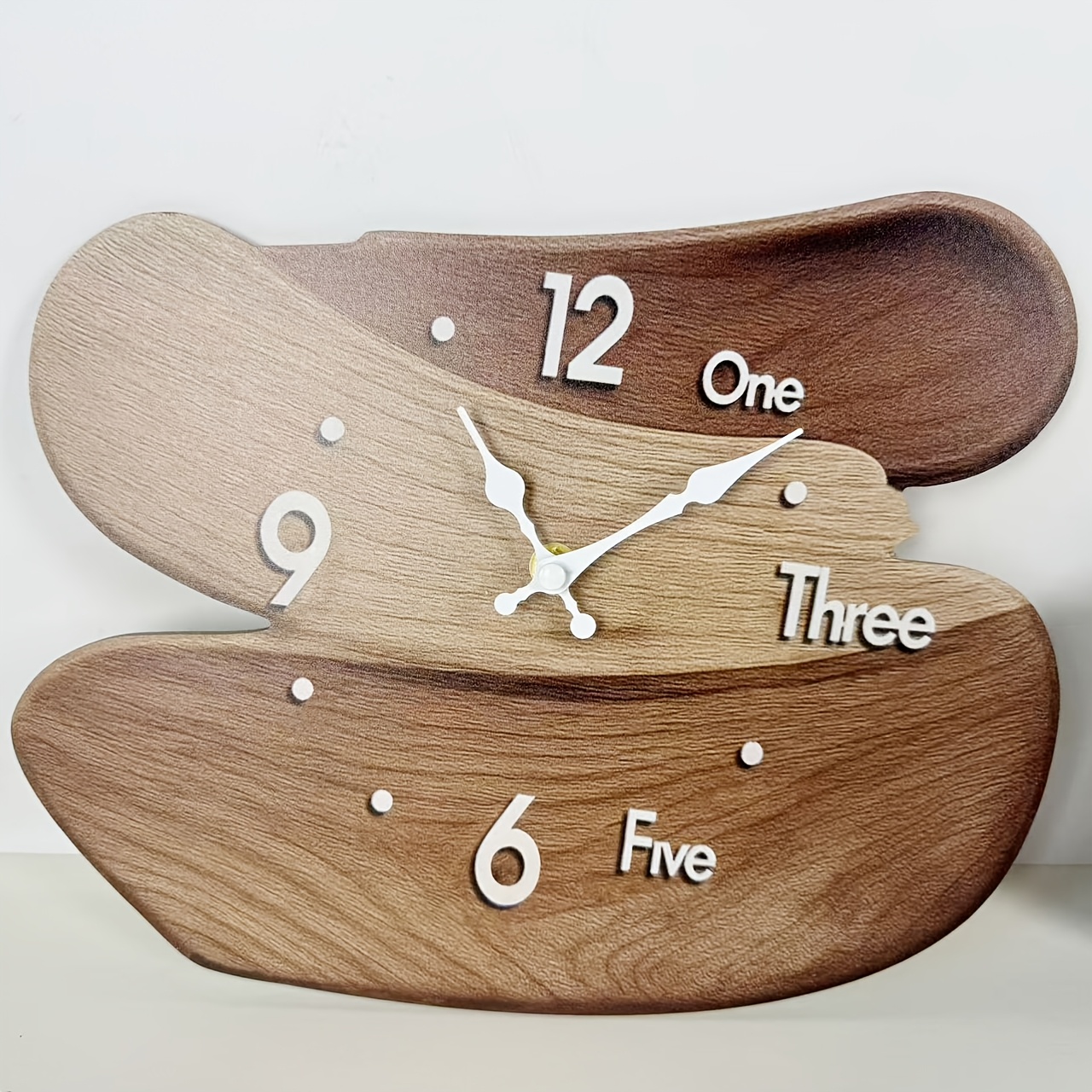 1 Wooden Wall Clock, Unique Shape Puzzle Design, Artistic With , Ideal For Home Holiday Decor And