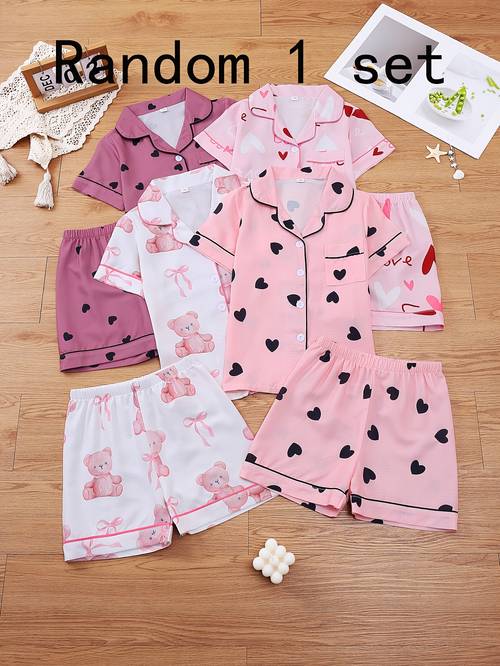 Ensemble pyjama à pour fille, lot de 1 ! Haut à manches courtes et short à taille élastique, cœurs violets taro, cœurs roses clairs, blanc avec en peluche et nœuds, rose avec cœurs noirs. Crêpe à bulles douce et de pour une tenue d intérieur confortable.