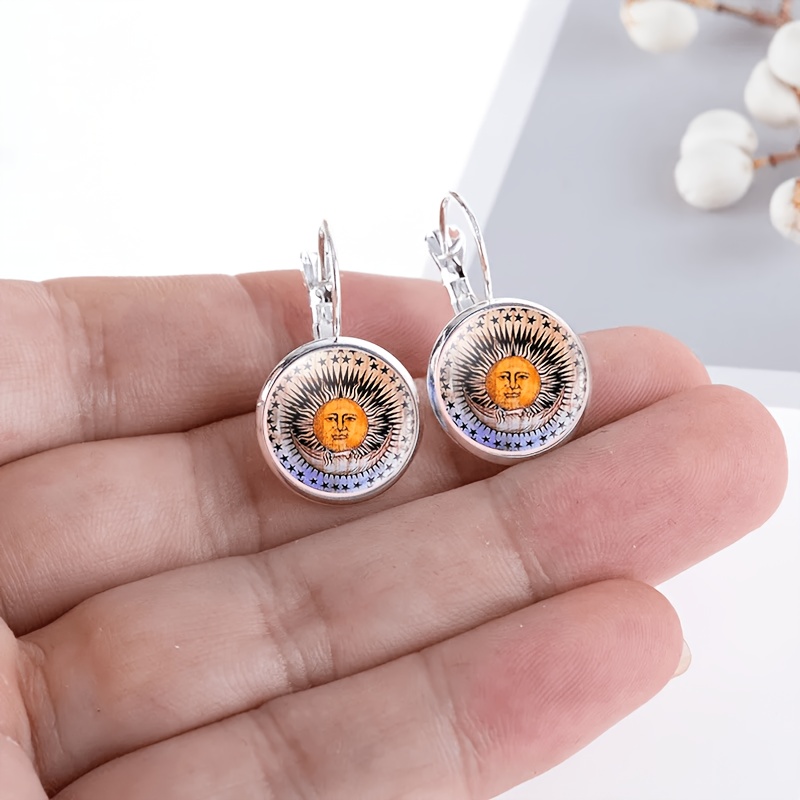 2pcs Set Round Glass Earrings with Radiant Sun Face Design