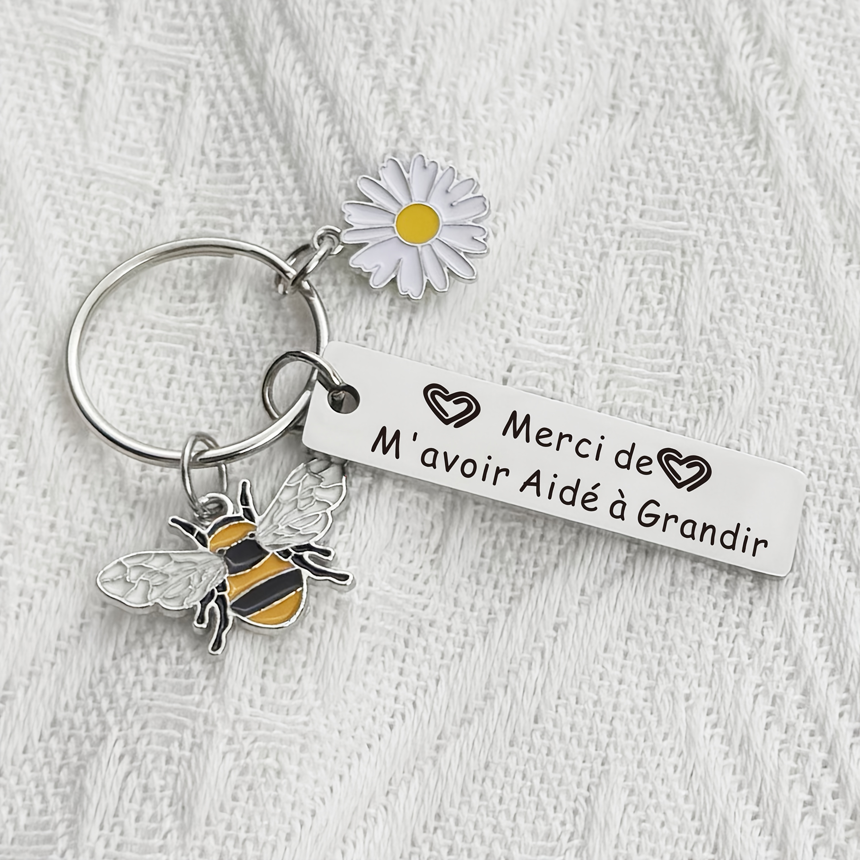 porte-clés de gratitude avec des breloques de marguerite et dabeille -   de   à   gravé, 201 en acier inoxydable,    , cadeau dappréciation idéal pour les enseignants, cadeau dappréciation pour les enseignants | décoration de thème musical | porte-clés durable